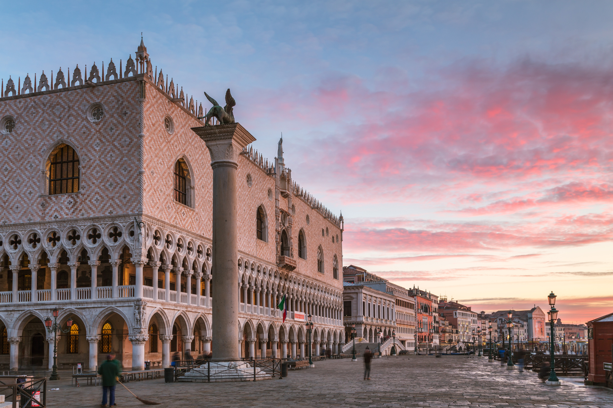 Sejarah Singkat Doge’s Palace