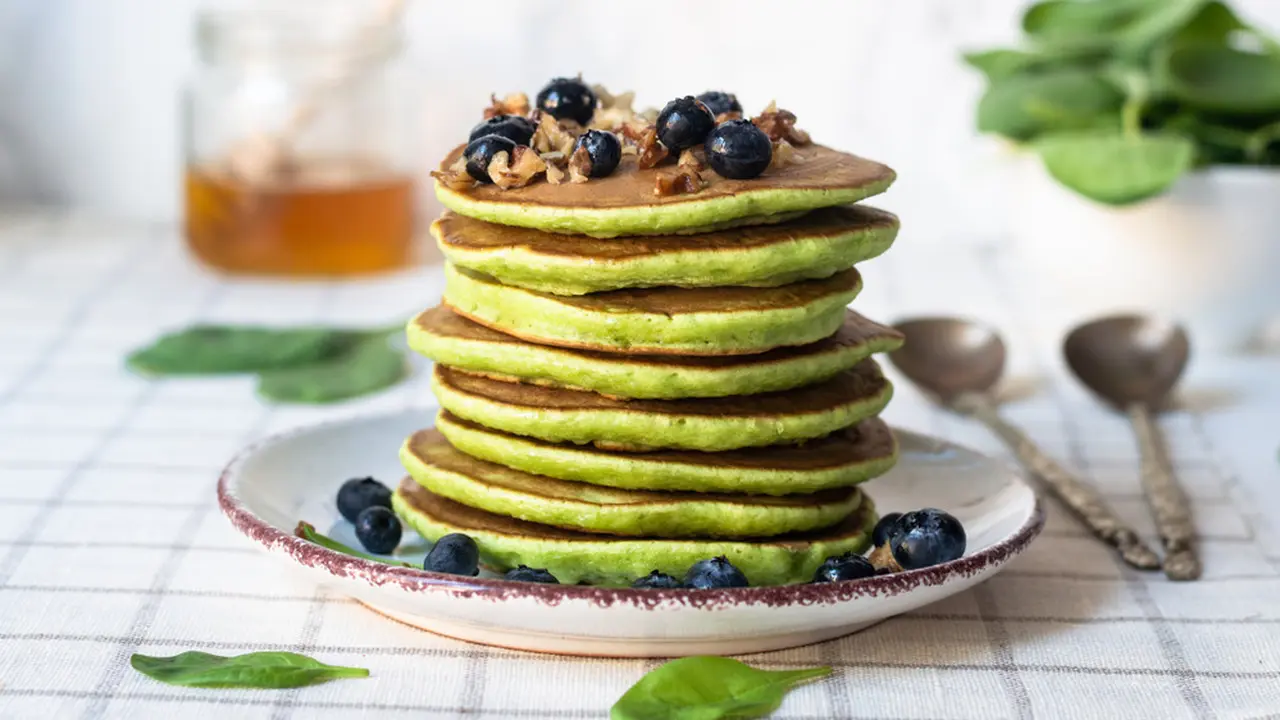 Pancake Bayam Pisang