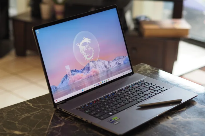 Desain Premium dan Layar