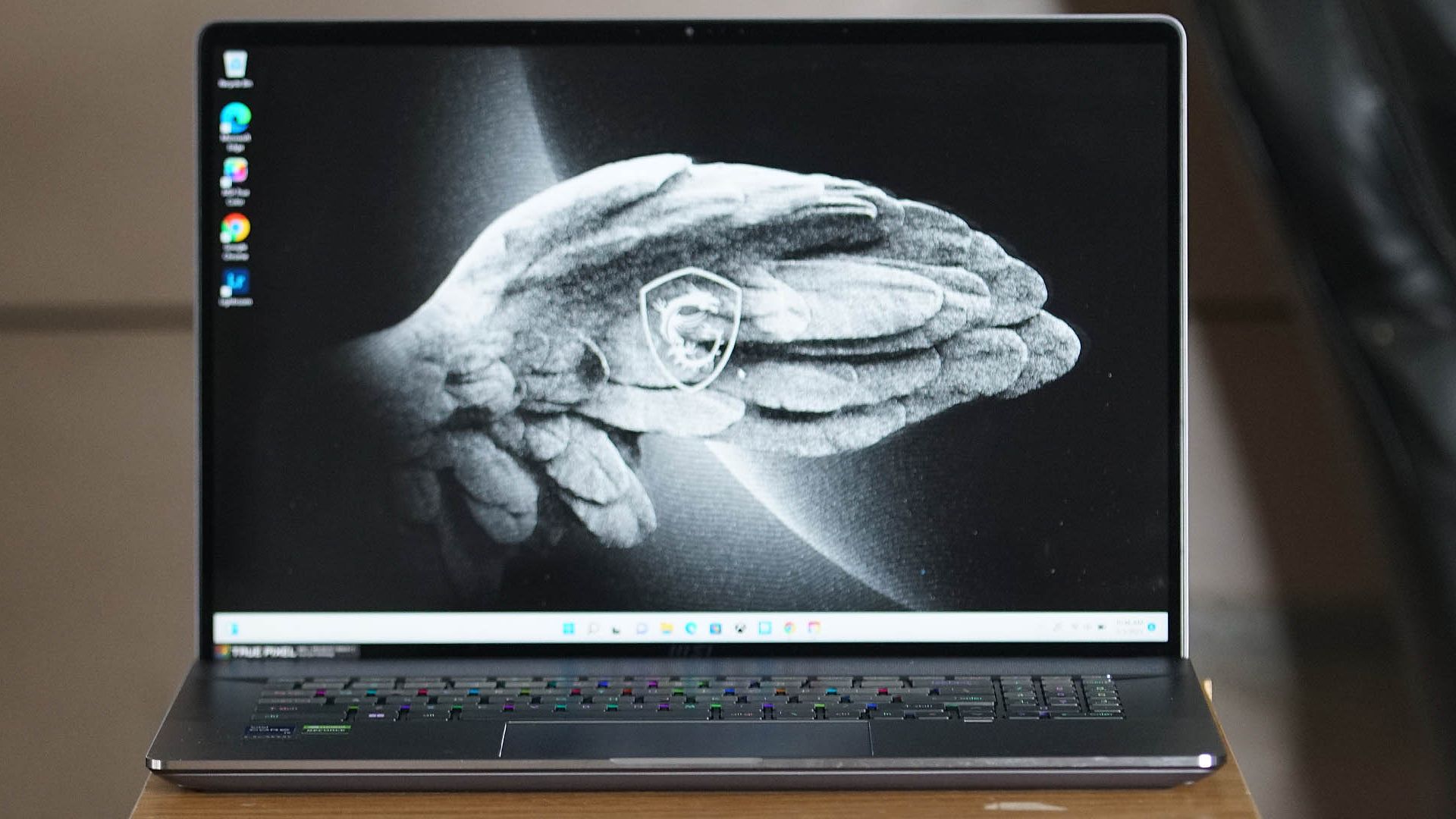 Siapa yang Cocok Menggunakan MSI Creator Z17