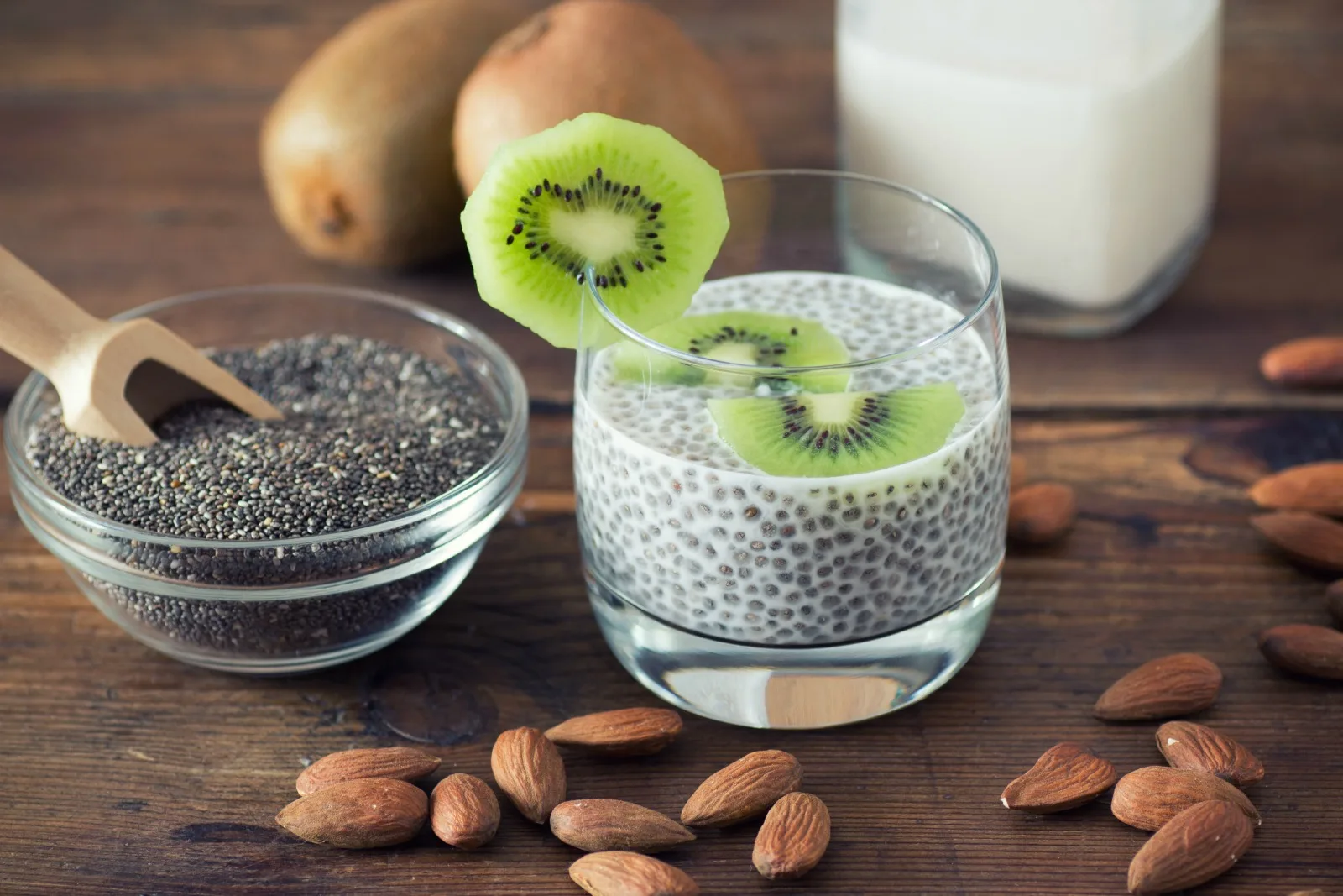 Chia Seeds: Rahasia Kecil yang Mengubah Cara Kita Menjaga Kesehatan 3 Chia Seeds
