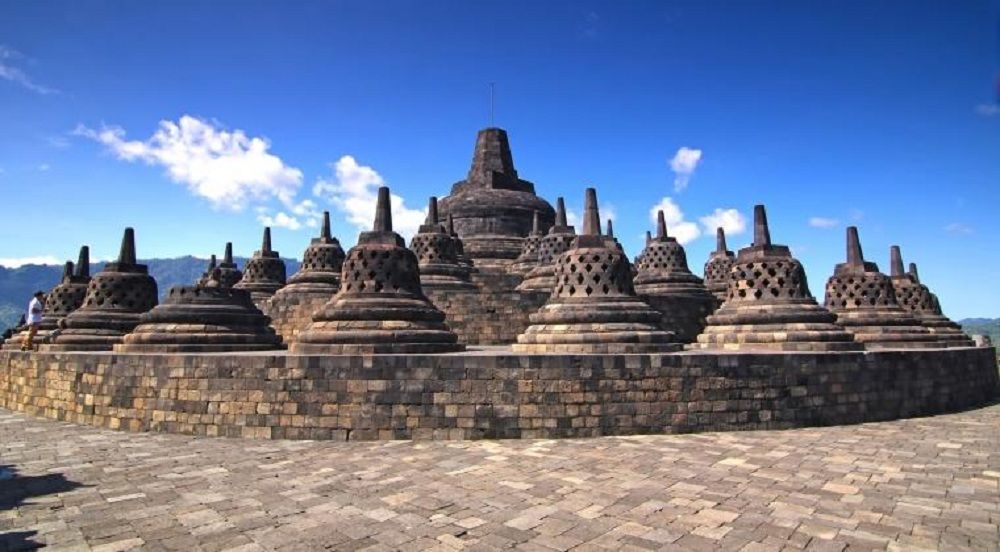 Candi Borobudur, Warisan Agung yang Menyimpan Keheningan dan Keajaiban Nusantara 2 Candi Borobudur