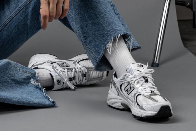 Kenapa New Balance 530 Mendadak Populer Lagi