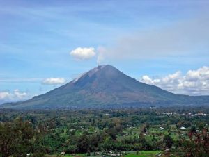 Bukit Gundaling, Pesona Negeri Atas Awan yang Menyimpan Keindahan Alam Berkesan